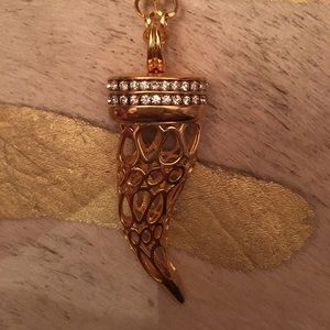 Moby Italy Filigree Tusk